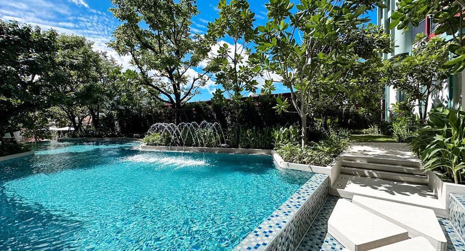 À louer et à vendre 2 chambres condo à Mueang Phuket, Phuket
