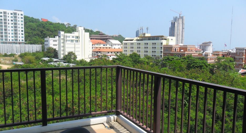 For sale 1 bed condo in Bang Lamung, Chonburi