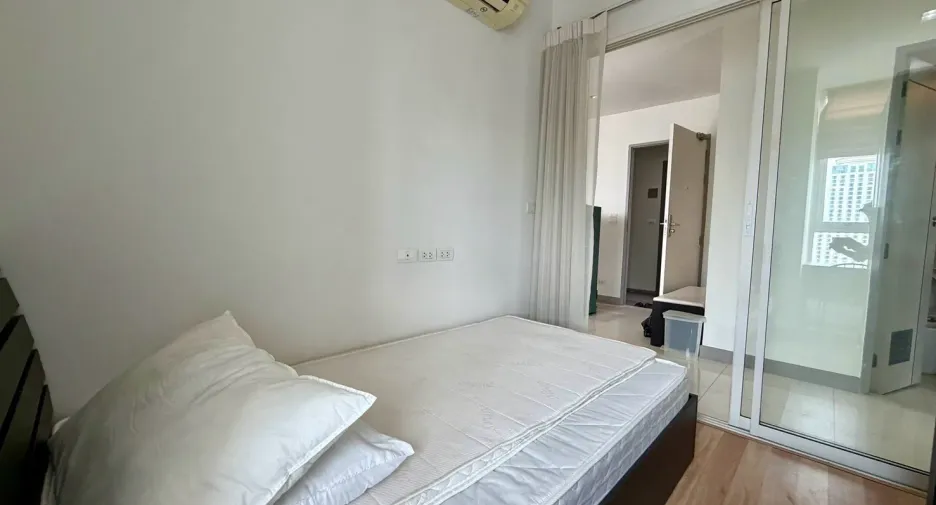 À louer 2 chambres condo à Ratchathewi, Bangkok