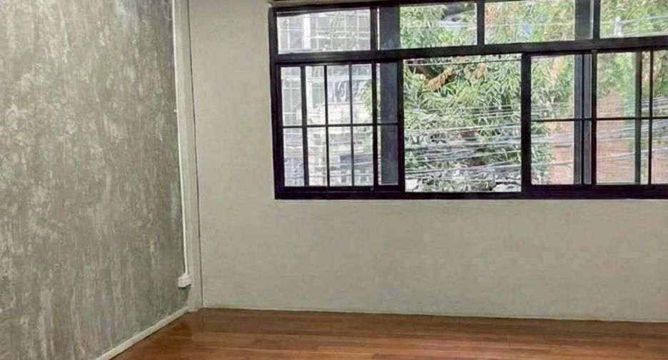 Gewerbefläche zum Kauf mit 7 Zimmer in Chatuchak, Bangkok