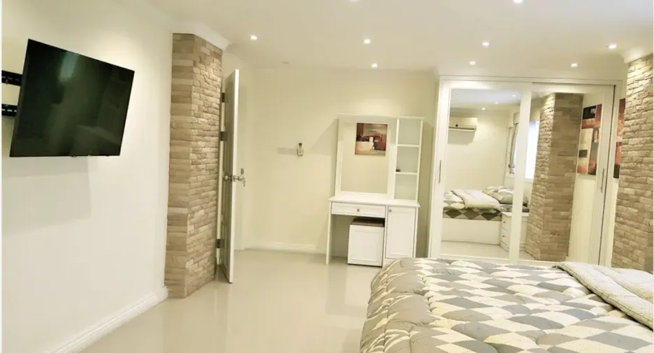 For sale and for rent 2 bedrooms condo in Bang Lamung, Chonburi