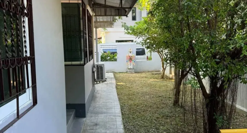 For rent 4 bedrooms house in Hang Dong, Chiang Mai