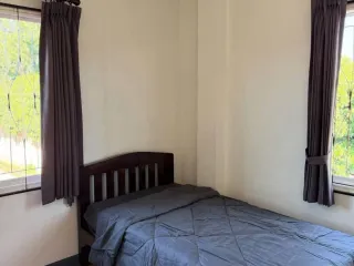 À louer 4 chambres maison à Hang Dong, Chiang Mai