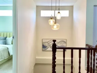 For rent 4 bedrooms house in Huai Khwang, Bangkok