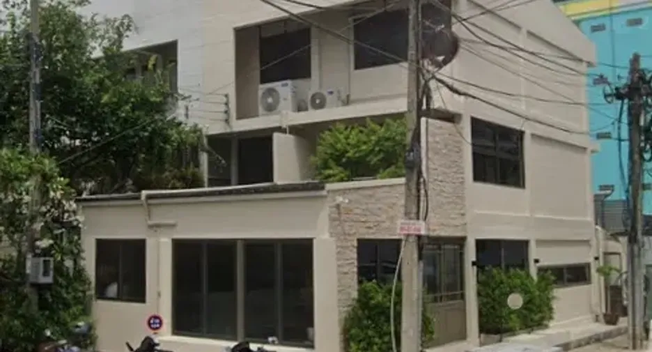 For rent retail Space in Sathon, Bangkok
