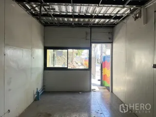 出租 商业空间 在 Watthana, 曼谷