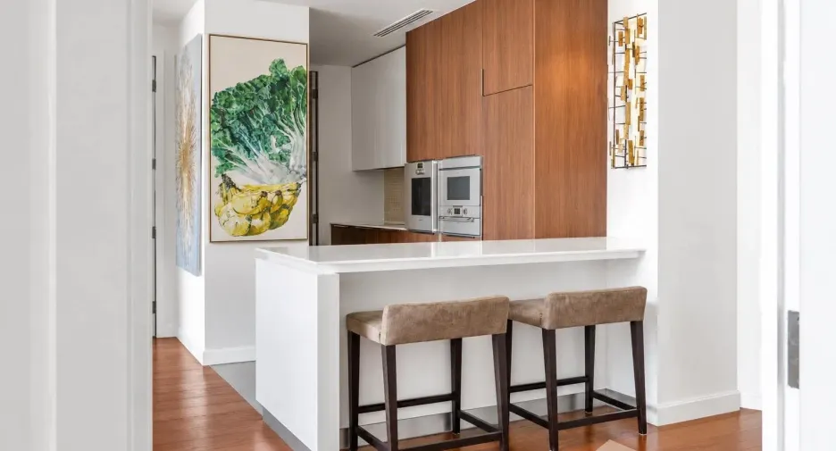 For sale 2 bedrooms condo in Pathum Wan, Bangkok