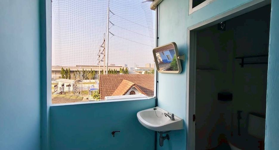 Hotel zum Kauf mit 47 Zimmer in Phra Pradaeng, Samut Prakan