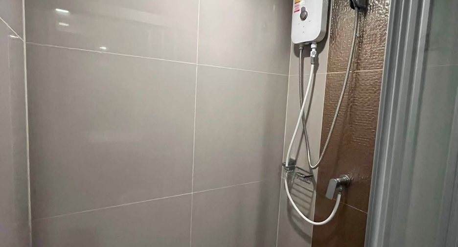 出租 1 卧室 公寓 在 Khlong San, 曼谷