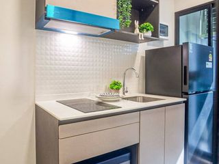 À louer studio condo à Lat Phrao, Bangkok