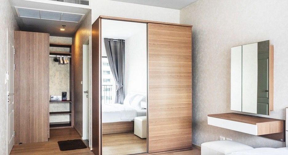 For rent 1 bed condo in Khlong Toei, Bangkok
