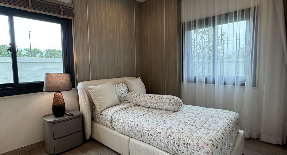 Casa en alquiler de 4 habitaciones en Mueang Phuket, Phuket
