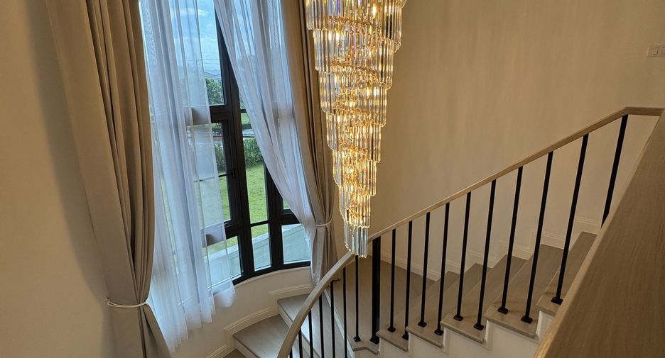 Casa en alquiler de 4 habitaciones en Mueang Phuket, Phuket