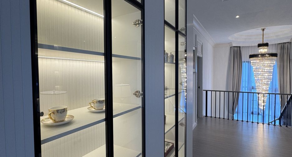Casa en alquiler de 4 habitaciones en Mueang Phuket, Phuket
