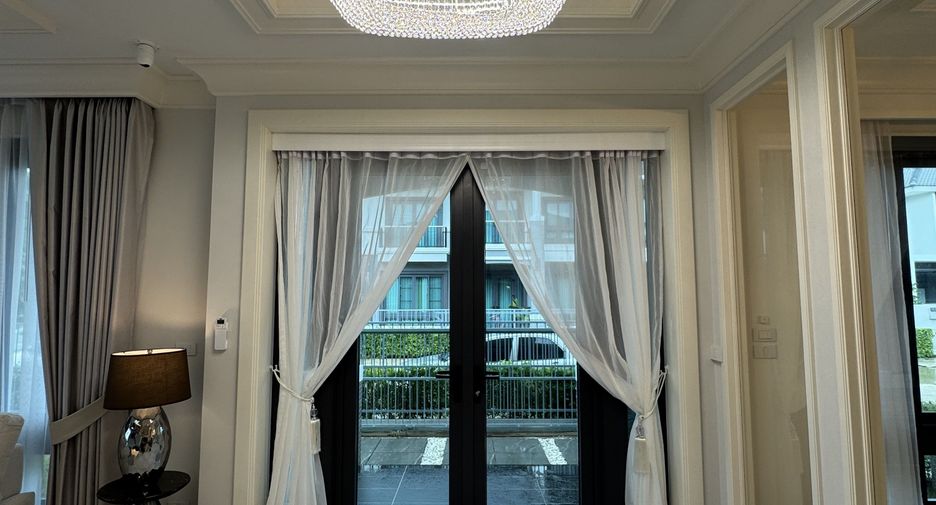 Casa en alquiler de 4 habitaciones en Mueang Phuket, Phuket