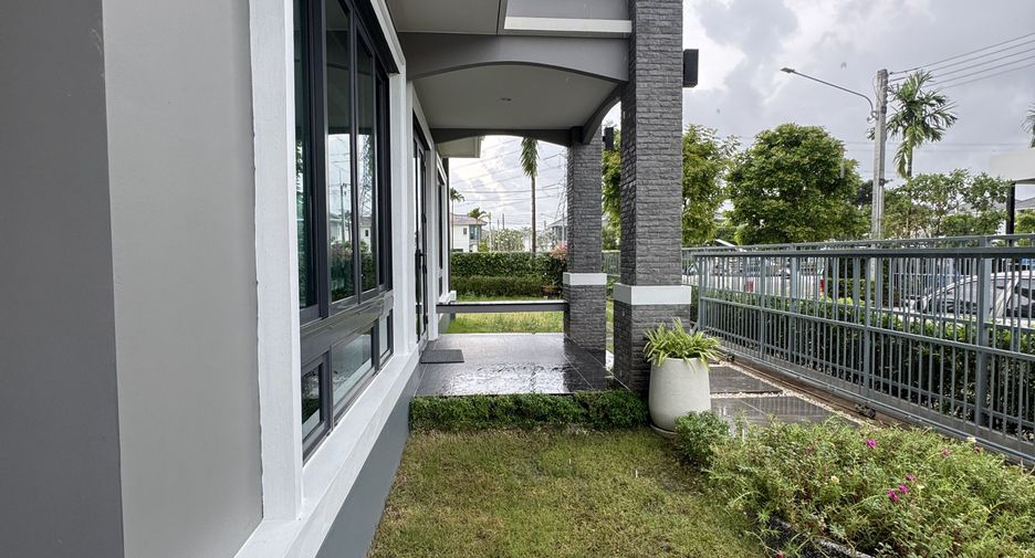 Casa en alquiler de 4 habitaciones en Mueang Phuket, Phuket