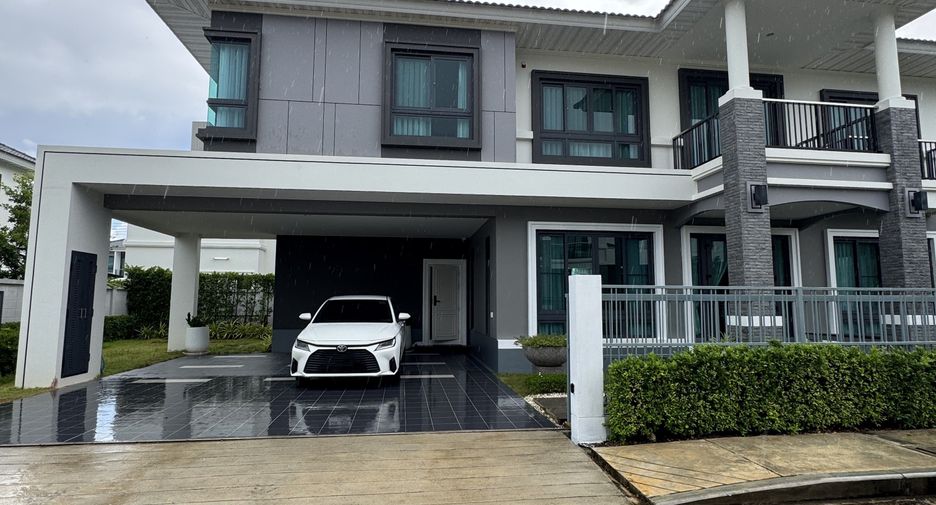 Casa en alquiler de 4 habitaciones en Mueang Phuket, Phuket