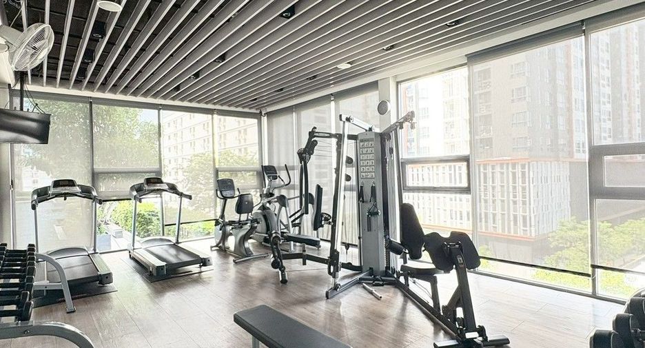 For rent 1 bed condo in Huai Khwang, Bangkok