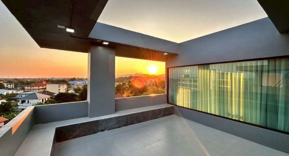 For sale 4 ベッドルーム condo in Mueang Chiang Mai, Chiang Mai