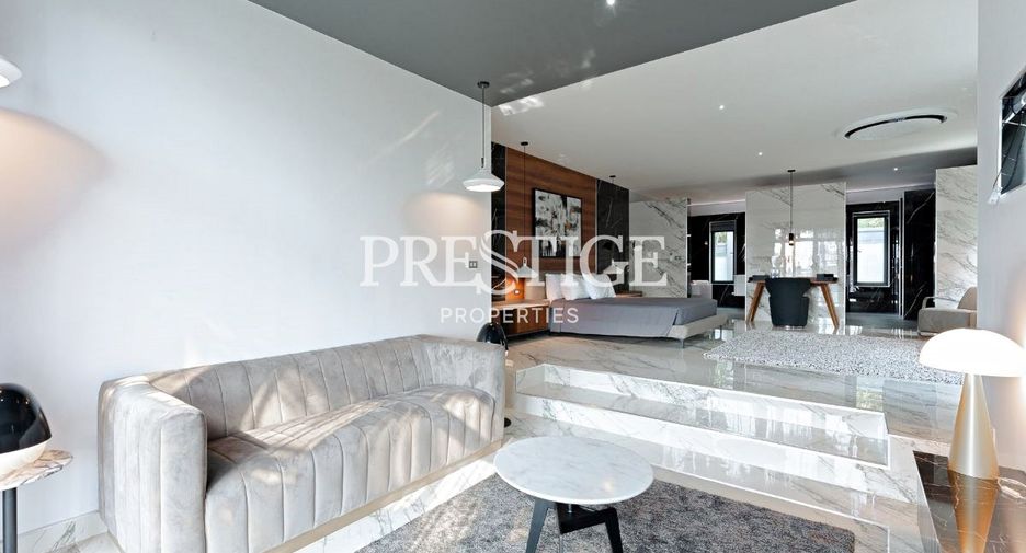For sale 6 ベッドルーム house in Bang Lamung, Chonburi