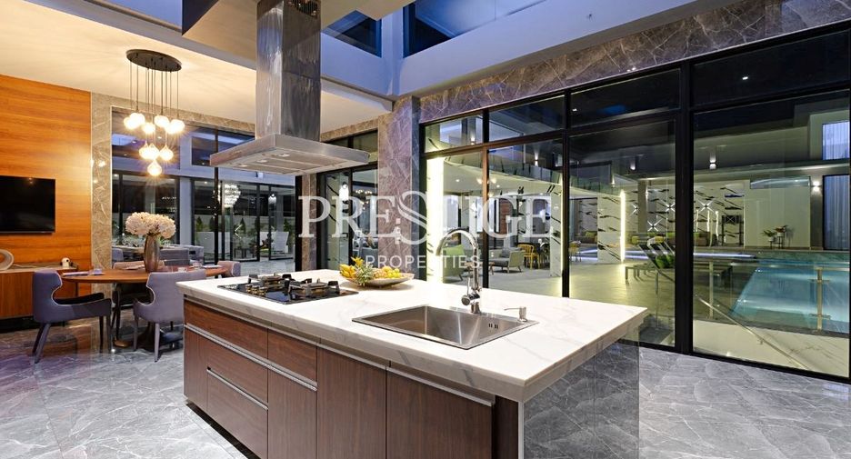 For sale 6 ベッドルーム house in Bang Lamung, Chonburi