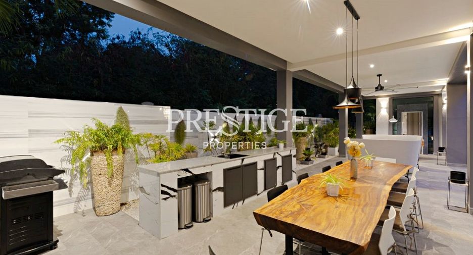 For sale 6 ベッドルーム house in Bang Lamung, Chonburi