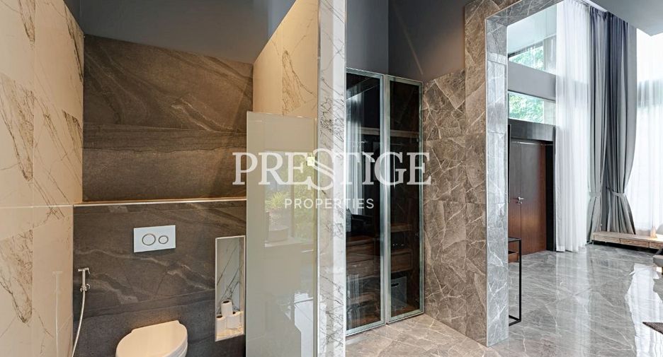 For sale 6 ベッドルーム house in Bang Lamung, Chonburi