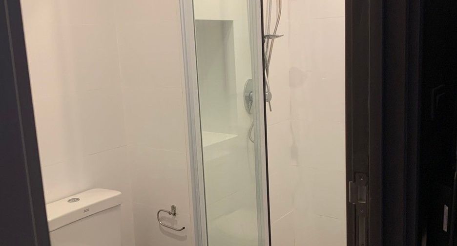 À louer 1 chambre condo à Watthana, Bangkok