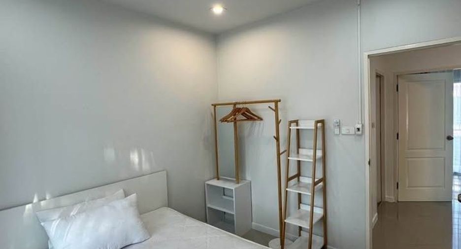 À louer 3 chambres maison à Bang Lamung, Chonburi