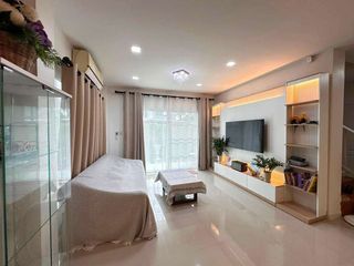 For rent 3 bedrooms house in San Kamphaeng, Chiang Mai