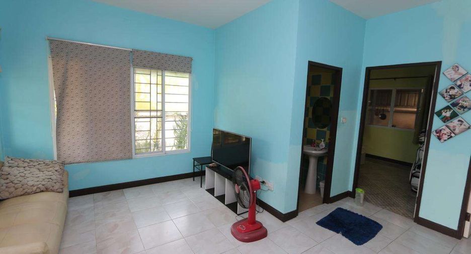 For rent 3 bedrooms house in San Kamphaeng, Chiang Mai