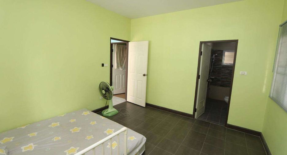 For rent 3 bedrooms house in San Kamphaeng, Chiang Mai