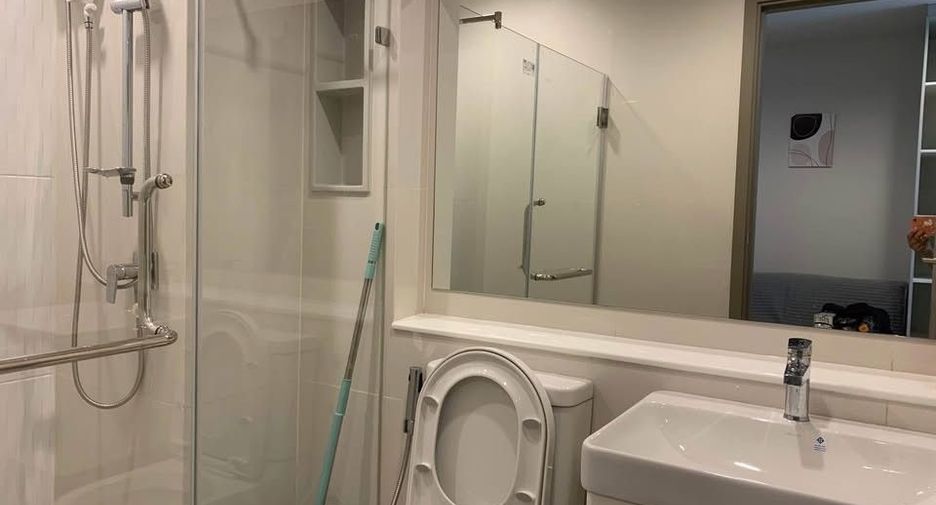 For rent 1 bed condo in Huai Khwang, Bangkok