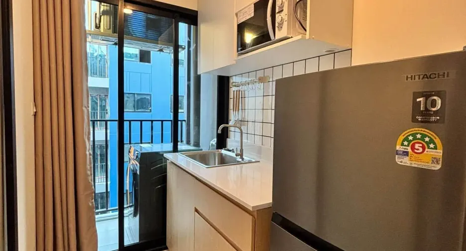 À louer studio condo à Bang Khae, Bangkok