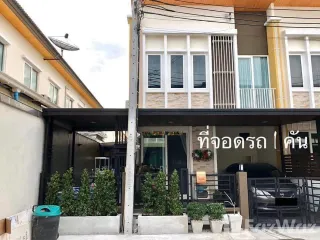 For rent 4 bedrooms townhouse in Bang Phli, Samut Prakan