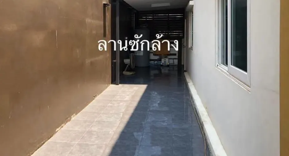 For rent 4 bedrooms townhouse in Bang Phli, Samut Prakan
