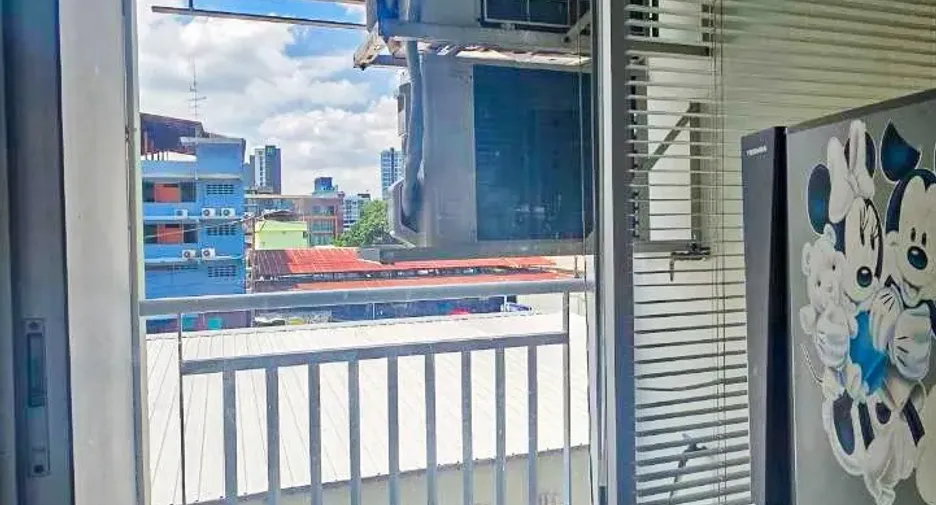 Wohnung zum Kauf mit Studio in Huai Khwang, Bangkok
