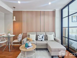 À vendre studio condo à Huai Khwang, Bangkok
