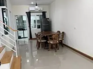 For rent 4 bedrooms townhouse in Prawet, Bangkok