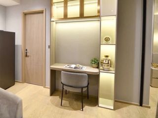 À louer studio condo à Huai Khwang, Bangkok