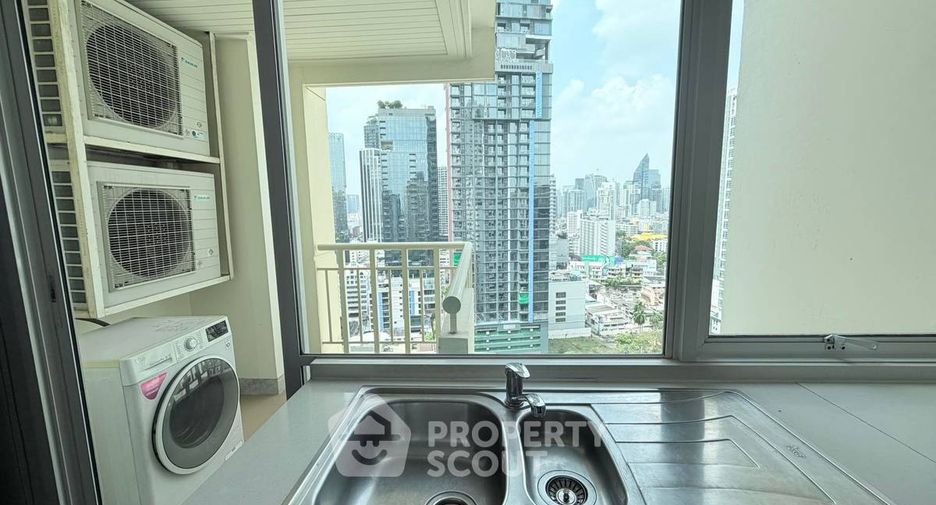 Condo en alquiler y en venta de 2 habitaciones en Watthana, Bangkok