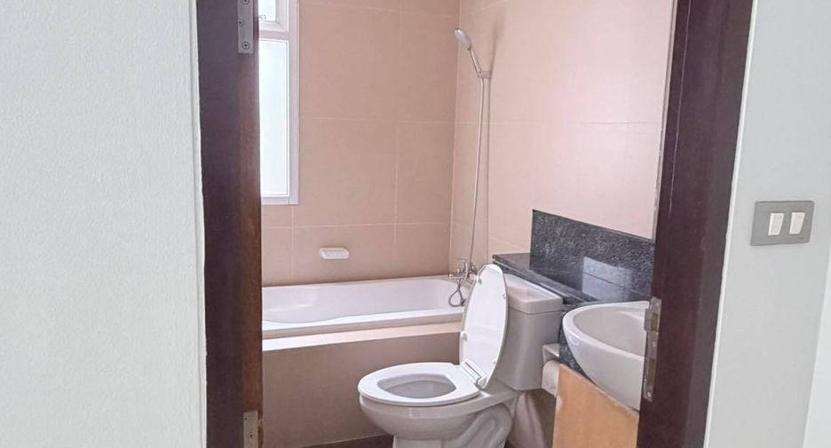Condo en alquiler y en venta de 2 habitaciones en Watthana, Bangkok