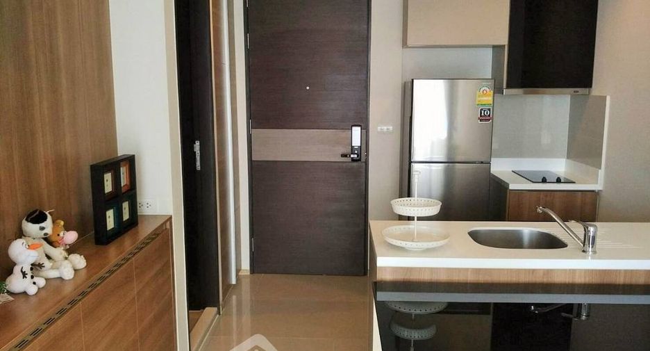 For rent 1 bed condo in Sathon, Bangkok