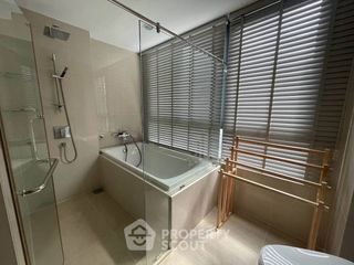 Condo en alquiler de 2 habitaciones en Bang Na, Bangkok