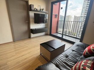 Condo en alquiler de 2 habitaciones en Bang Kapi, Bangkok