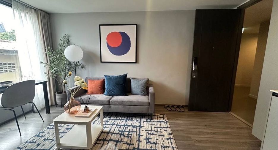 For rent 1 bed condo in Khlong Toei, Bangkok