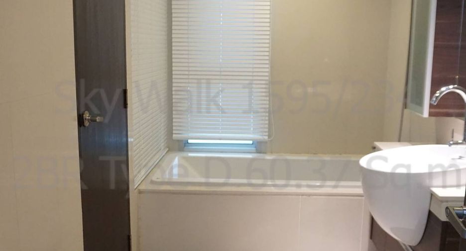 For rent 2 bedrooms condo in Khlong Toei, Bangkok