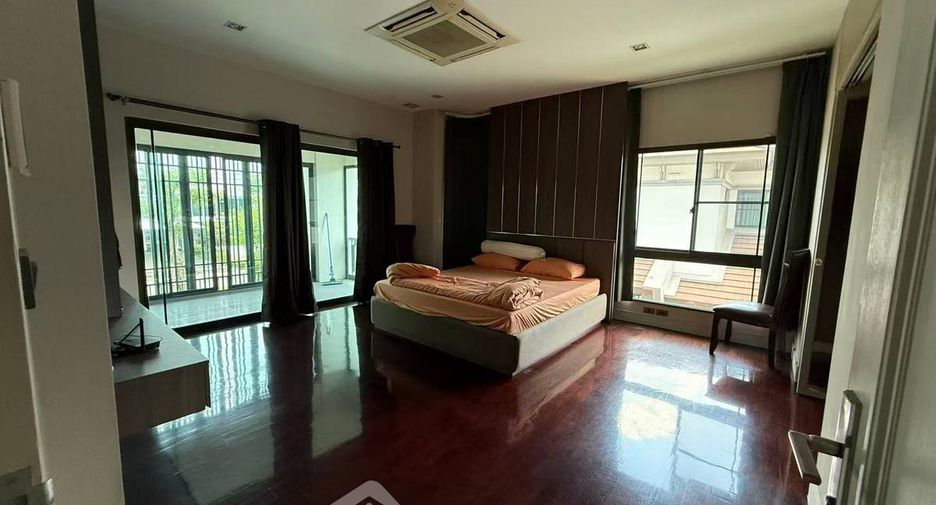 Haus zur Miete mit 4 Zimmer in Sai Mai, Bangkok