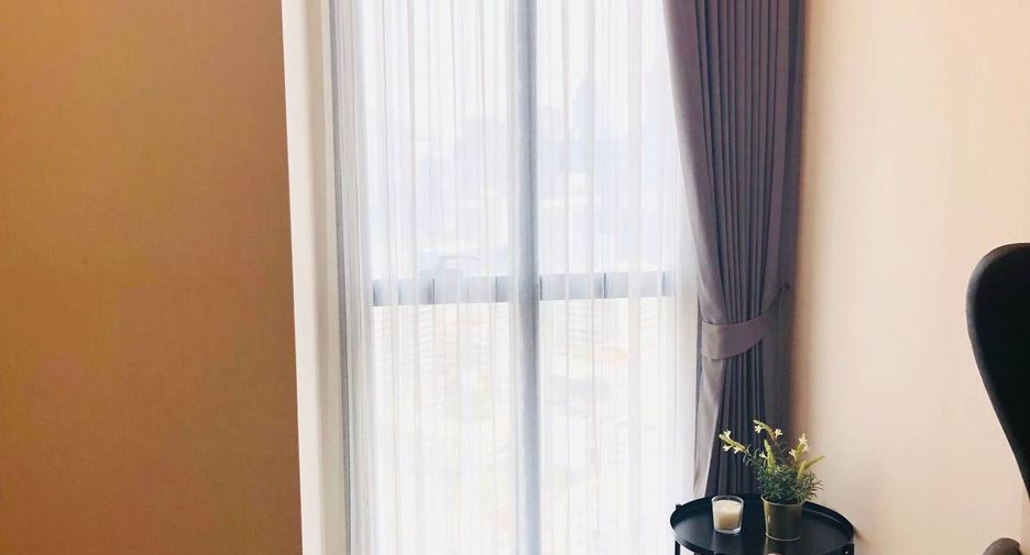 For rent 1 Beds condo in Bang Rak, Bangkok