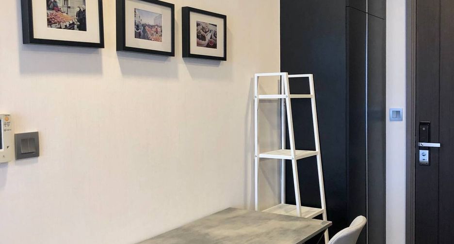 For rent 1 Beds condo in Bang Rak, Bangkok